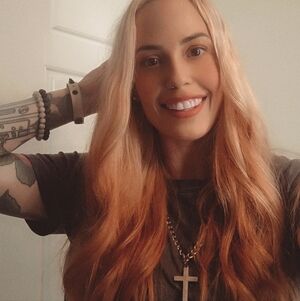 Meet your Posher, Jessica-Lynn